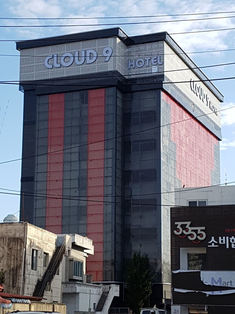 Gimhae فندق كلاود 9 المظهر الخارجي الصورة